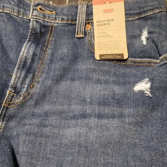 Levi's Original High-Rise Raw Hem Jean Shorts - Picture 5 of 9